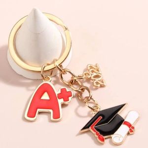 🆕 Graduation Hat Charm Keychain